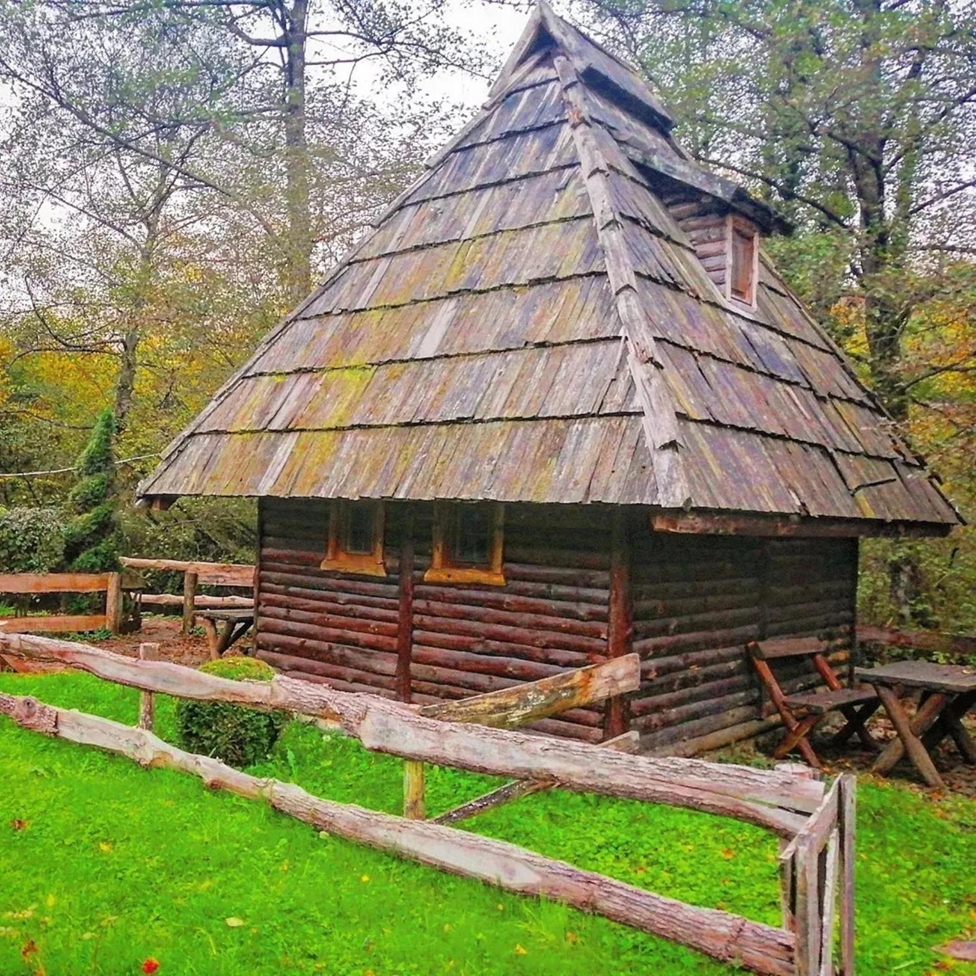 فندق Kraljevsko Selo Kotromanicevo دوبوي المظهر الخارجي الصورة